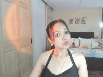 Bongacams Live Sex Cam of Carlin1511