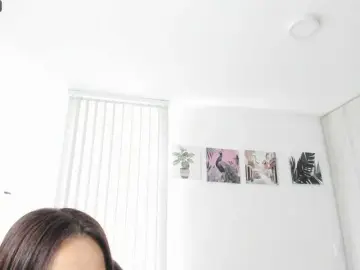 Bongacams Live Sex Cam of Carlin1511