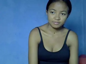 Bongacams Nude Webcam of Nickylouama