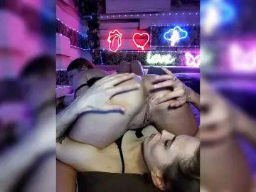 Bongacams Best live sex cam show of 2Laski2