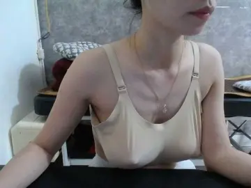 Bongacams Live Sex Cam of HotQueen93