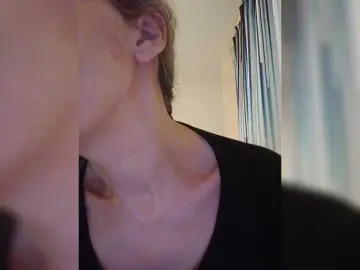 Bongacams Adult Video Chat of -queen-margo-