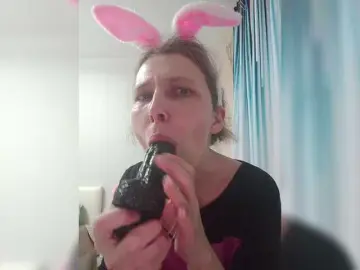 Bongacams Best Webcam of -queen-margo-