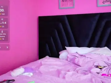 Bongacams Watch Live Sex Cams of daddysneakin