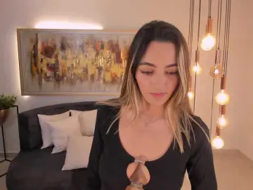 Bongacams Best live sex cam show of MelissaMoore