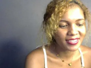 Bongacams Private Sex Chat of SAVANAH-AUBRI