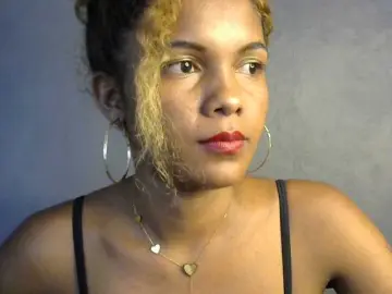 Bongacams Free Live Porn of SAVANAH-AUBRI