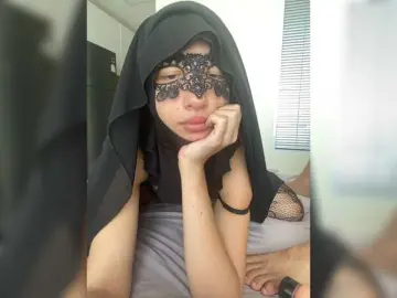 Bongacams Live Sex Cam of hiddenCrazySlut