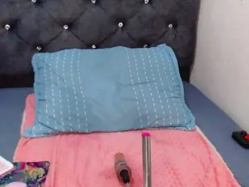 Bongacams Free Porn Cam of Lunaxx21