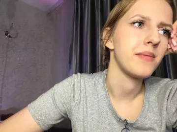 Bongacams Free Porn Cam of RaisaBrentz