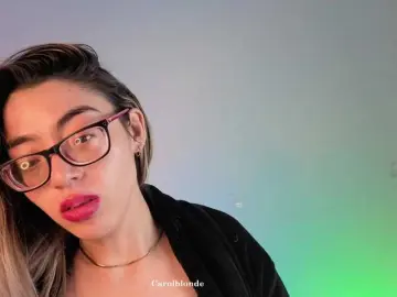 Bongacams Adult Webcam of Charlotte-glasses