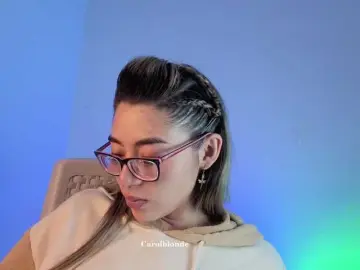 Bongacams Private Sex Chat of Charlotte-glasses