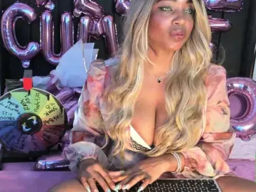 Bongacams Best Webcam of kylieboobs24