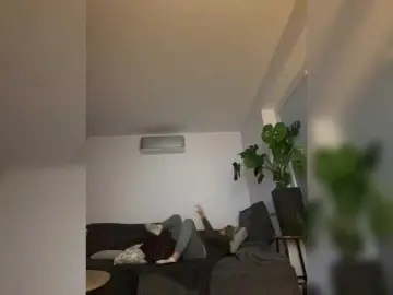 Bongacams Free Porn Cam of Isizzu-TOP