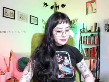 Bongacams Best live sex cam show of Luci--ana