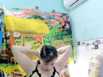 Bongacams Sex Cam of Youngsee69