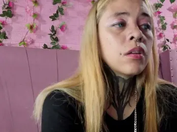 Bongacams Free Porn Cam of AnalHade