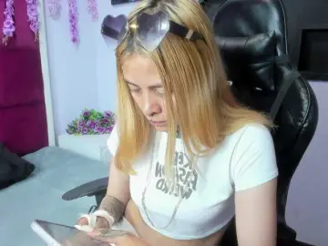 Bongacams Best Webcam of AnalHade