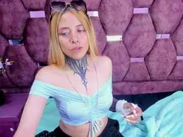 Bongacams Sex Cam of AnalHade