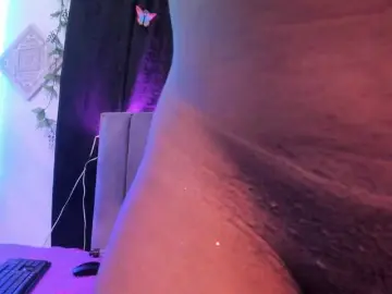 Bongacams Private Sex Chat of CloeeSaenz