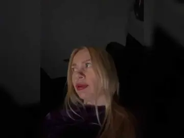 Bongacams Live Sex Cam of -SexyMilf-