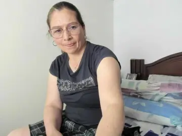 Bongacams Live Porn of rubymilf-1