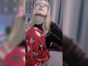 Bongacams Adult Webcam of doggy-uwu1