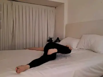 Bongacams Live Sex Cam of Bella-J