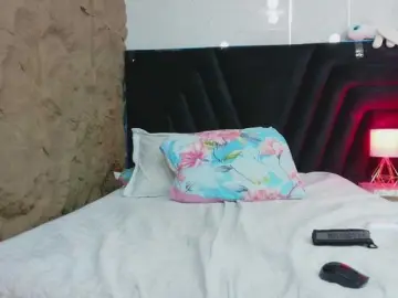 Bongacams Private Sex Chat of horny18girl
