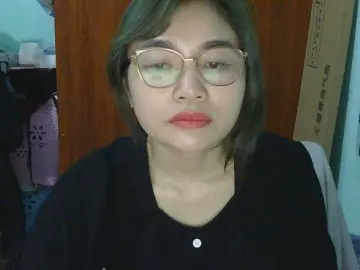 Bongacams Watch Live Sex Cams of nana7777