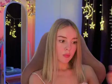 Bongacams Watch Live Sex Cams of Nestyzz