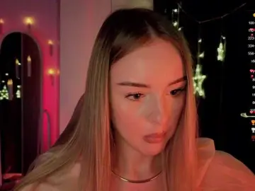 Bongacams Nude Webcam of Nestyzz