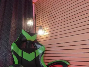 Bongacams Live Sex of SweetLittleQueenBat