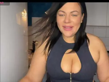 Bongacams Free Porn Cam of Eyesliketheocean