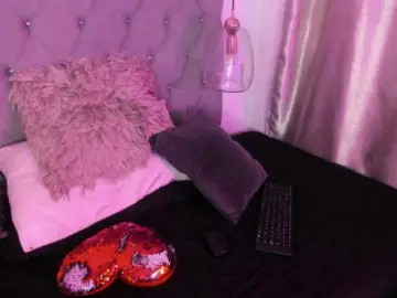 Bongacams Free Live Porn of CelinaKyle1