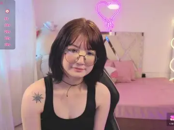 Bongacams Sex Chat of LEAH-TAY