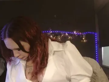 Bongacams Free Porn Cam of Adelaideskyy