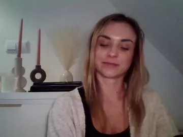 Bongacams Free Porn Cam of AshleyPerfect