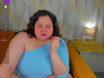 Bongacams Watch Live Sex Cams of Moonlit-Adelee