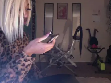 Bongacams Watch Live Sex Cams of AdviceColumn