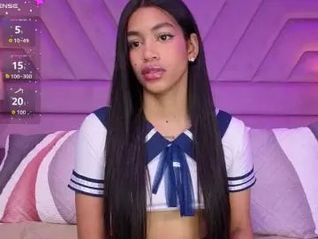 Bongacams Sex Cam of LunaRoussel