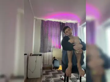 Bongacams Sex Cam of lovememoreamore