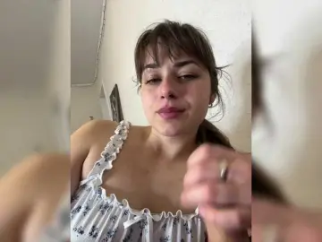 Bongacams Free Live Porn of Cherry-viking98