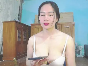 Bongacams Adult Webcam of EllaShow93