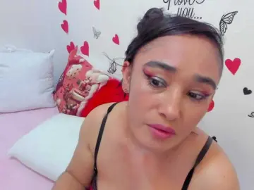 Bongacams Live Porn of charlotte-111