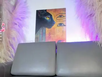 Bongacams Nude Webcam of yara-hind