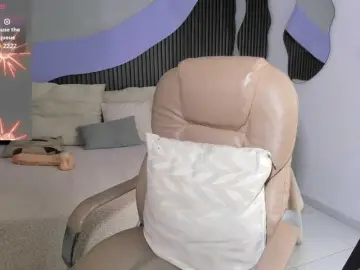 Bongacams Live Sex Cam of Nicolle-mariee