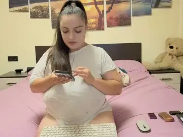 Bongacams Best live sex cam show of adellineee