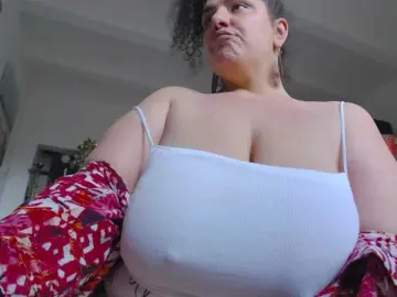 Bongacams Free Porn Cam of BohoBabeLexy