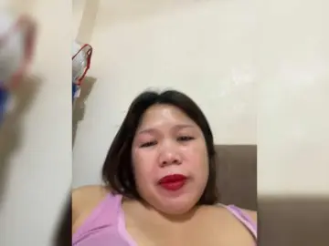 Bongacams Nude Webcam of ChubbyBabe31